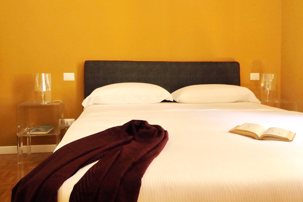 Grand Apartment, 1 Bedroom photo 2