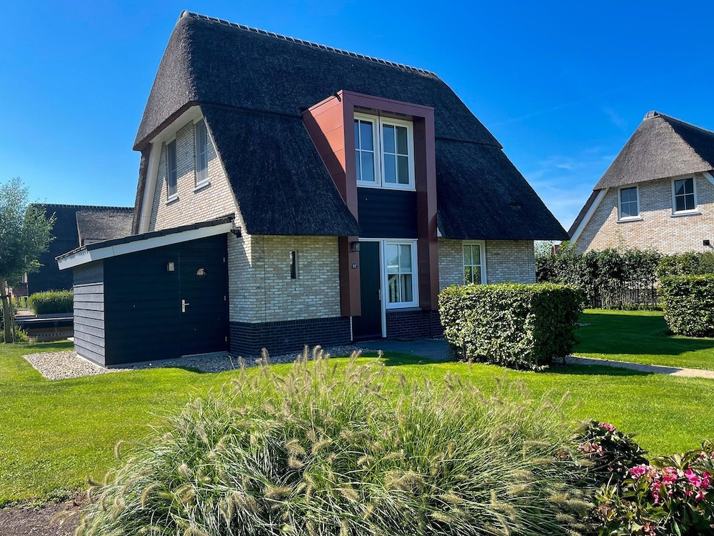 Villa photo 1
