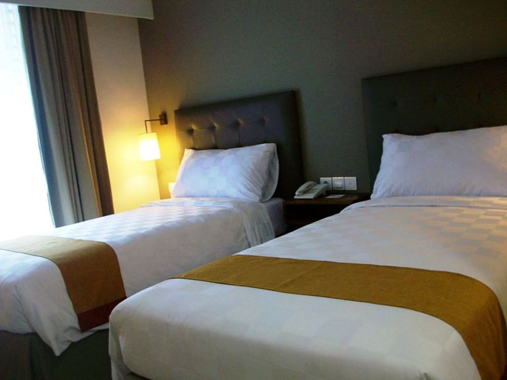 Deluxe Room - Photo 1