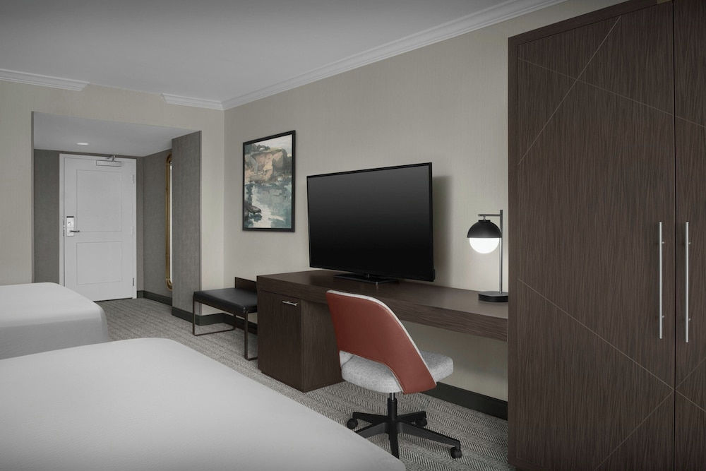 King Room, Two Story Suite With Spiral Staircase, No Balcony