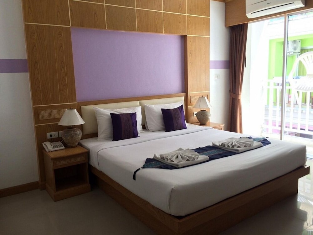 Deluxe Double Room, 1 Bedroom - Photo 3