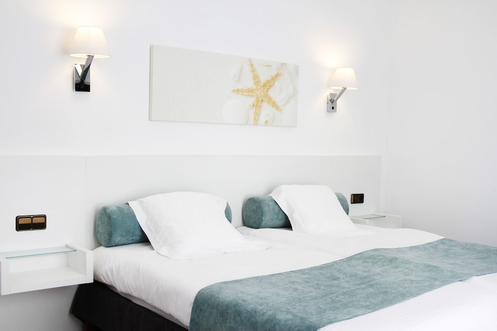 Standard Double Room - Photo 2