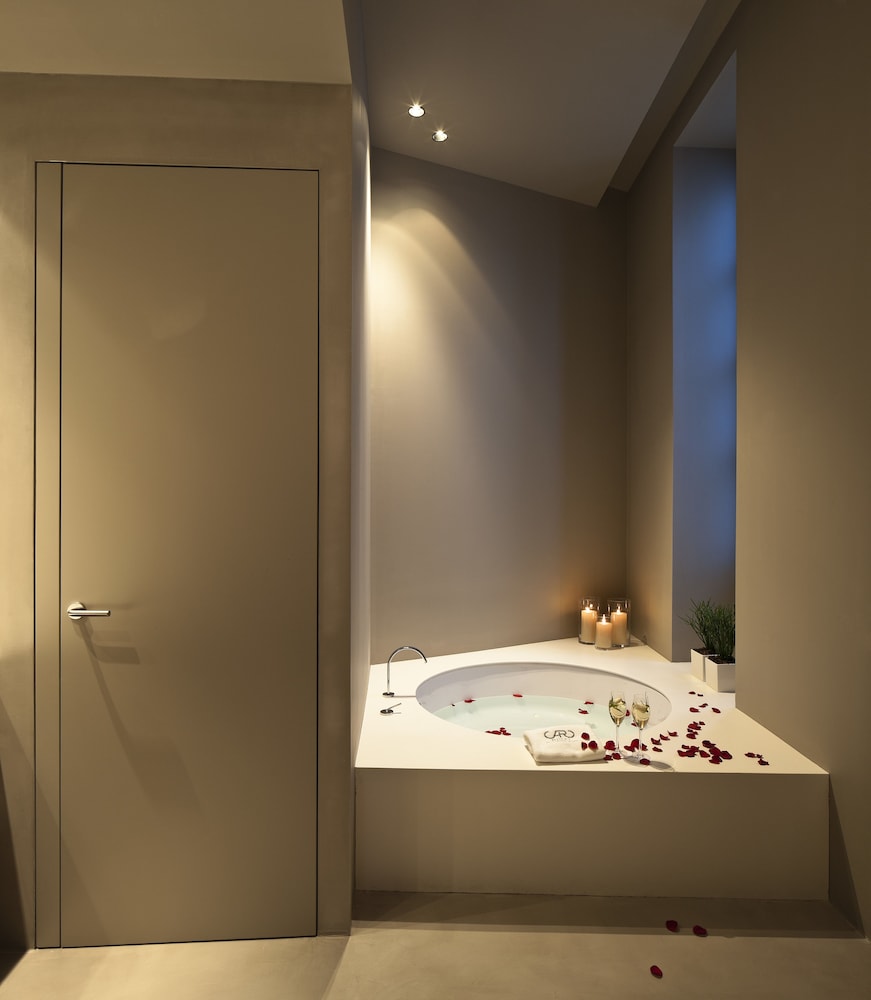 Suite - Photo 4