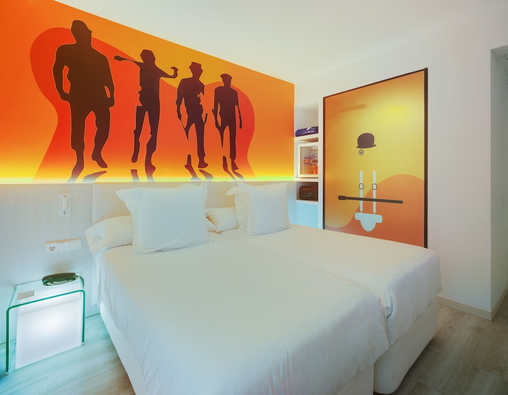 Standard Double Room, 1 Double or 2 Twin Beds - Photo 18