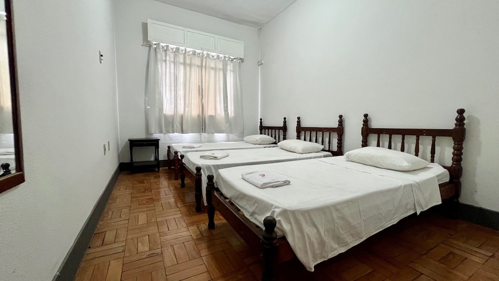 Triple Room - No TV photo 1