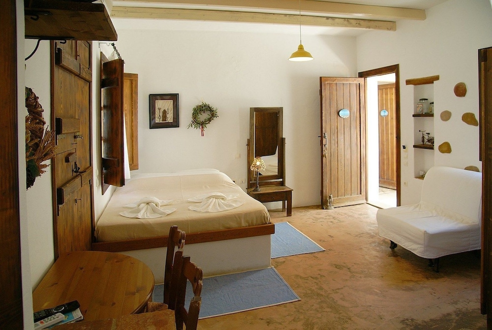 Triple Room photo 1