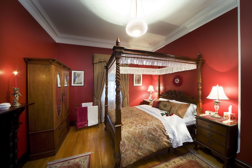 Luxury House, 4 Bedrooms photo 1