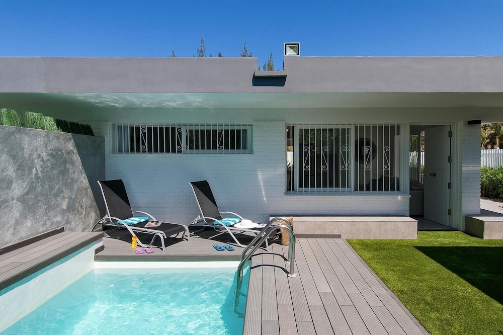 Bungalow