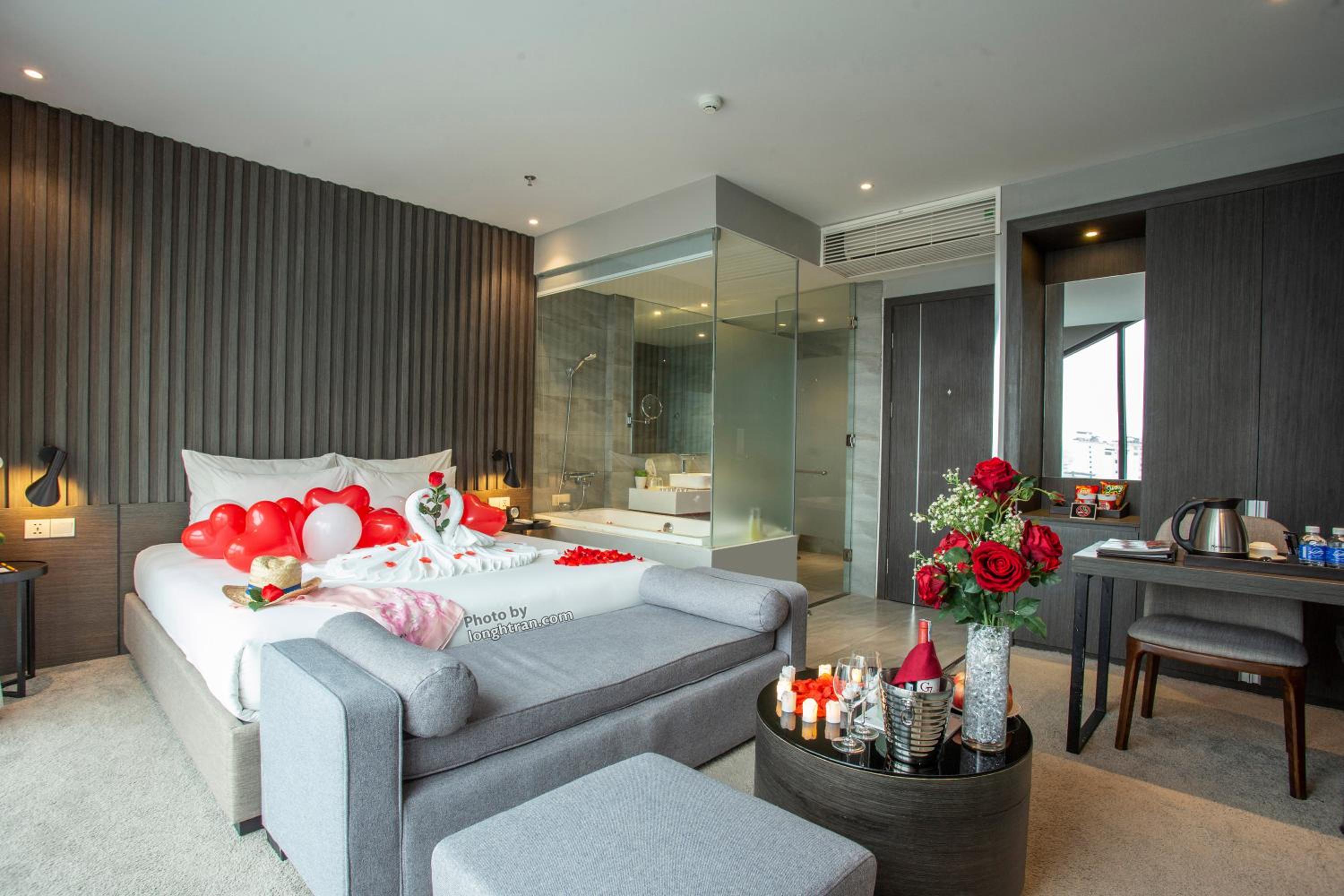 Junior Suite with Ocean View photo 1
