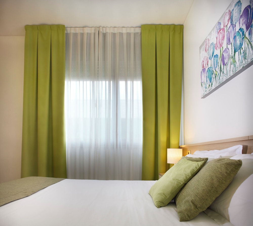 Standard Room, 1 Double Bed - Photo 1
