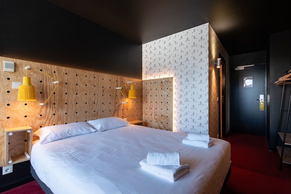Classic Double Room - Photo 7