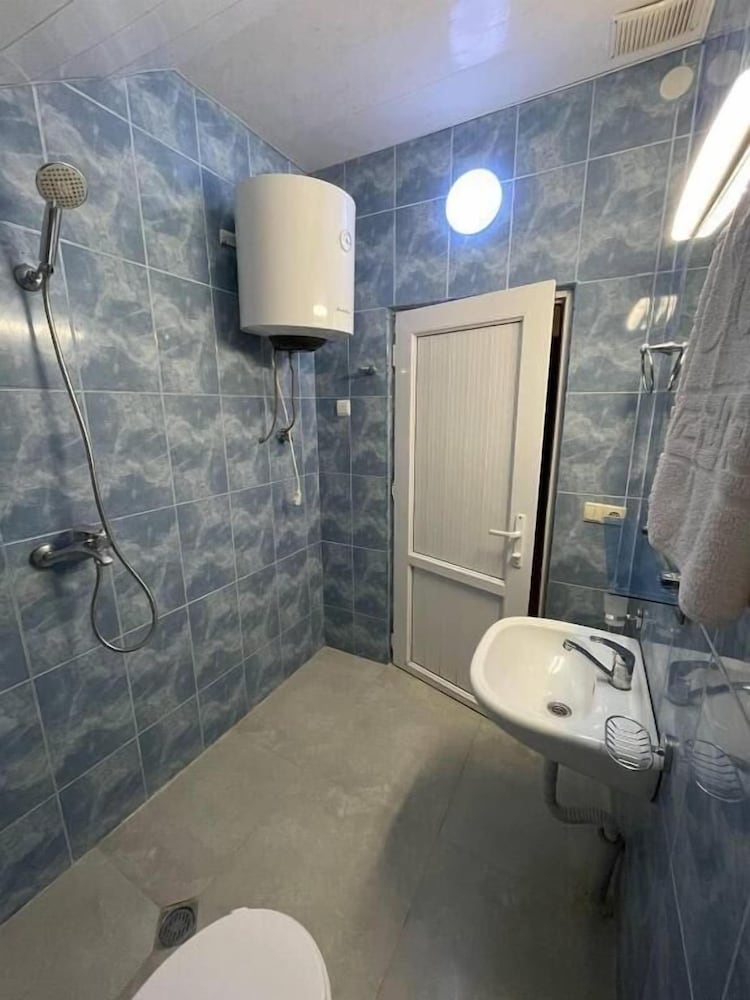 Standard Double or Twin Room photo 3