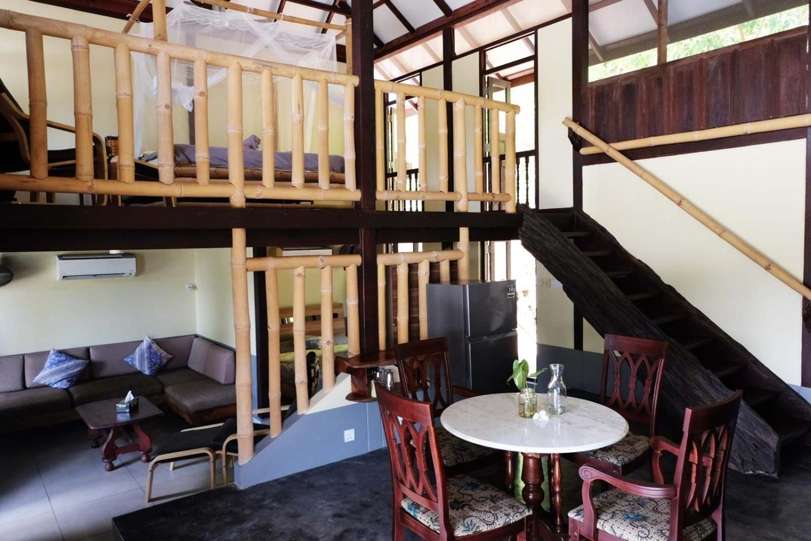 Villa photo 3