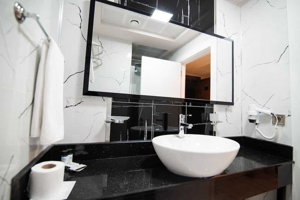 Standard Suite photo 2
