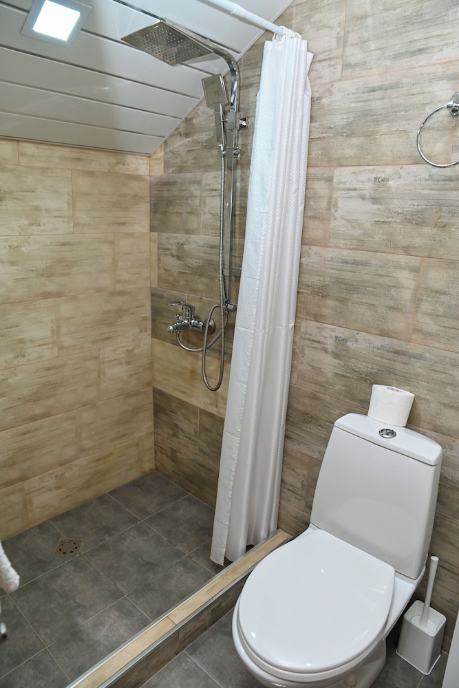 City Quadruple Room photo 2