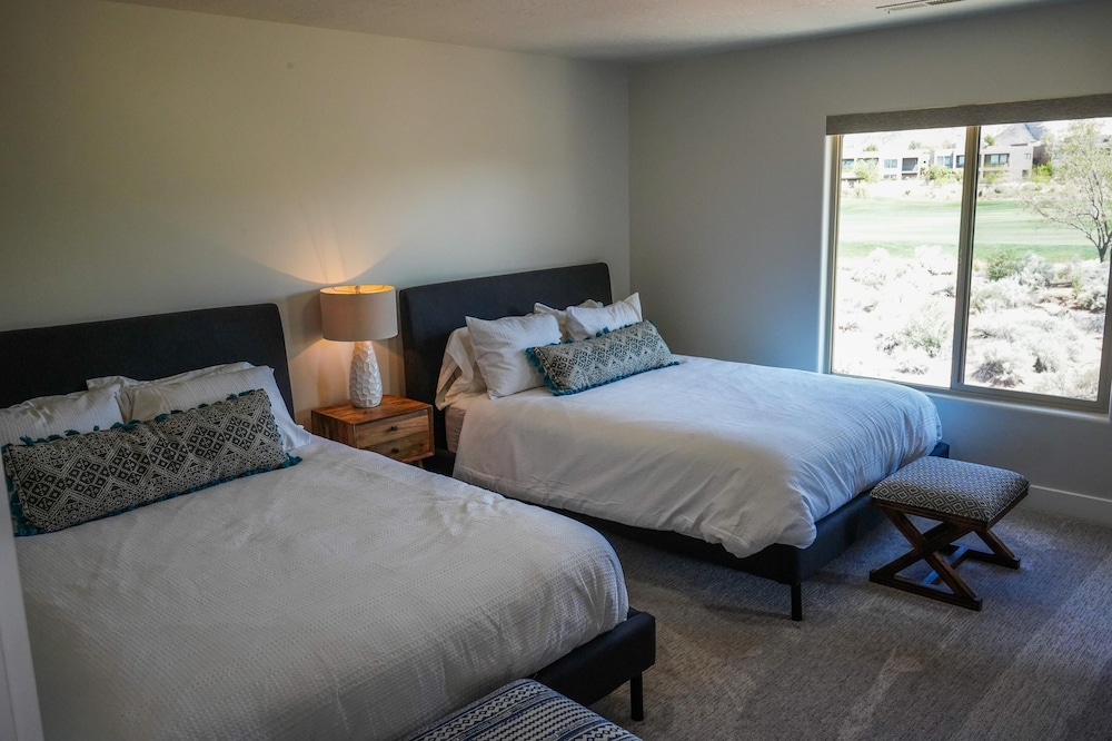 Townhome, Multiple Beds, Mountain View (Southern Utah Soiree) photo 1