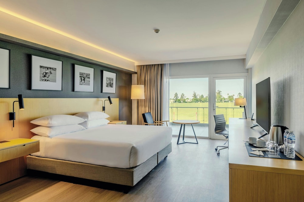 Premium Room, 1 King Bed