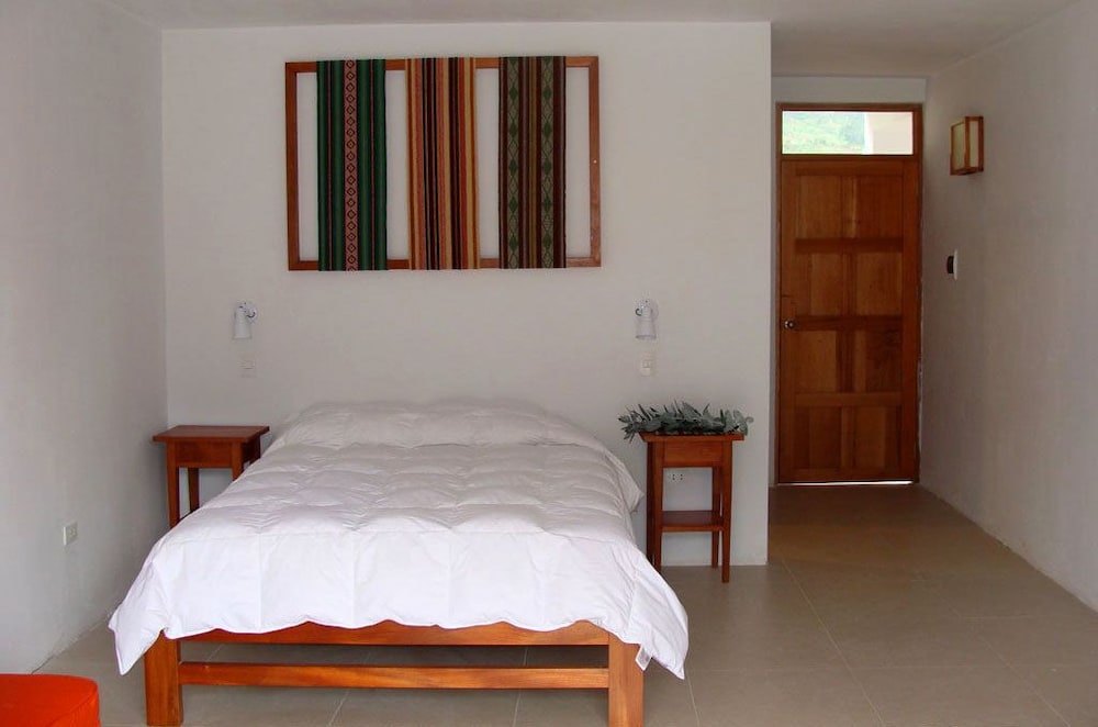 Standard Room, 1 Queen Bed