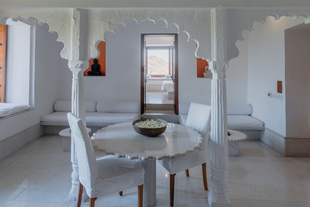 Aravali Suite - Photo 9