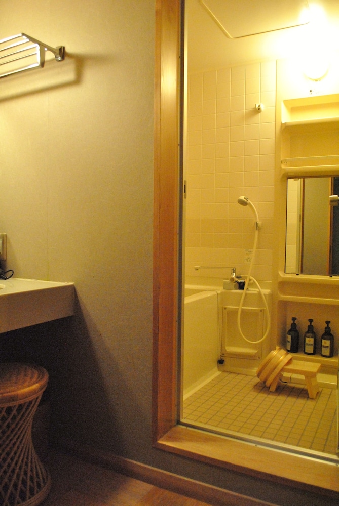 Japanese Western Style Room photo 3