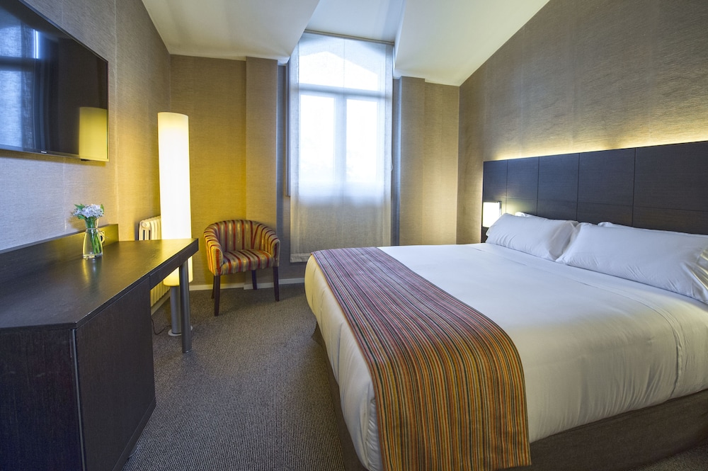 Standard Room Standard Room