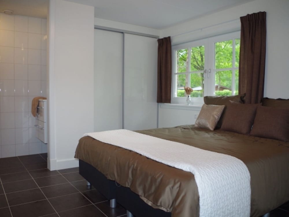 Villa photo 3