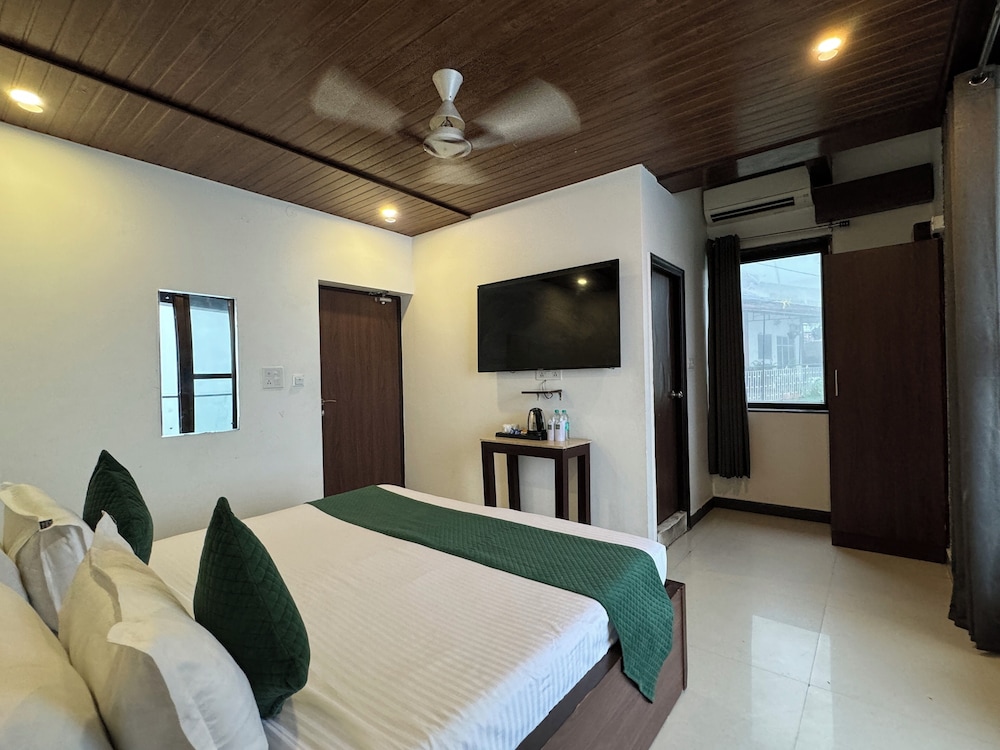 Executive Room - Photo 3