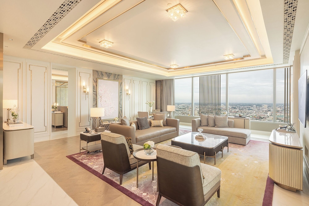 Penthouse Suite