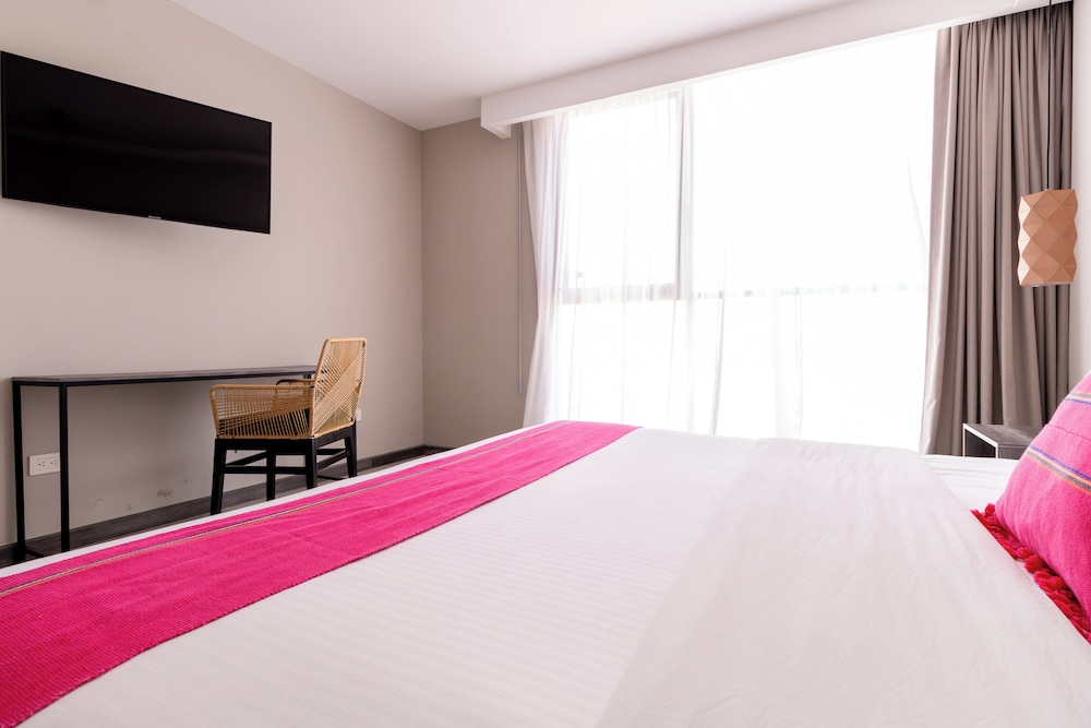 Business Suite photo 2