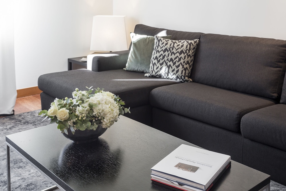 Standard Apartment, Annex Building (Paseo de Gracia)