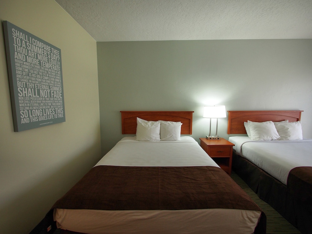 Room, 2 Queen Beds photo 1