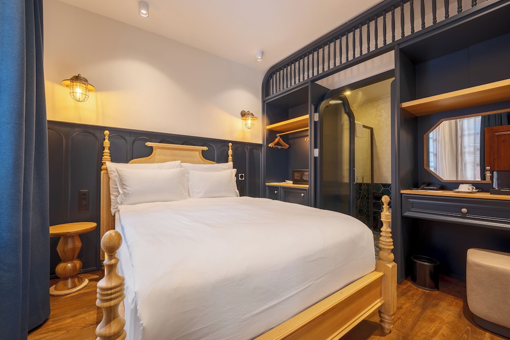 Classic Double Room