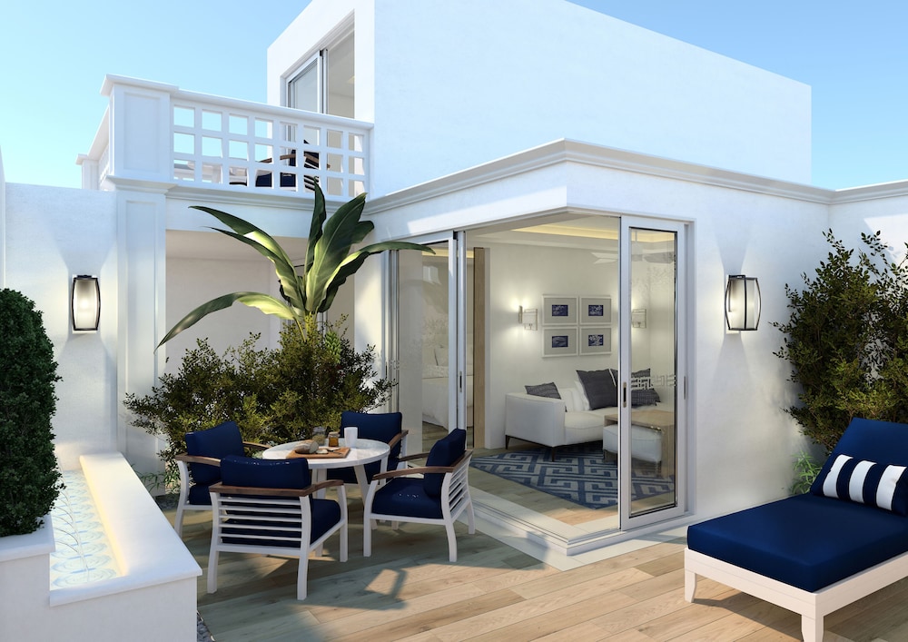 Two Bedroom Villa with Grand Terrace - Photo 1