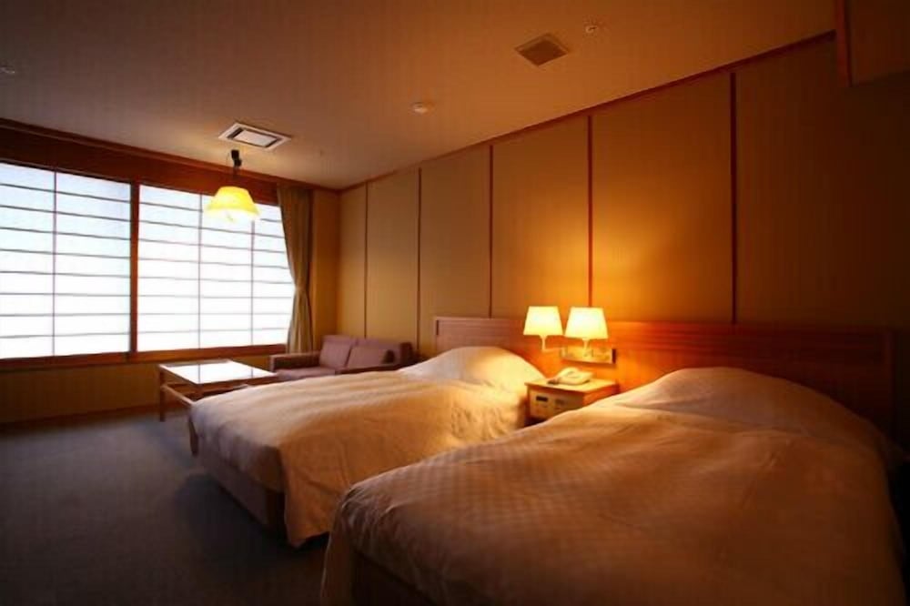 Luxury Twin Room (Private Bath in Living Room, Only for Adult) photo 2