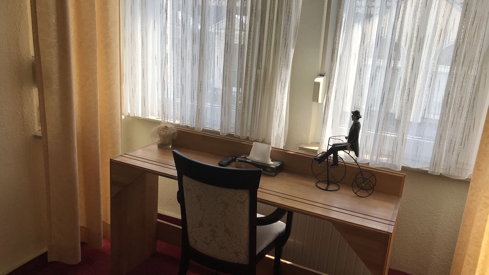 Double Room - Photo 2