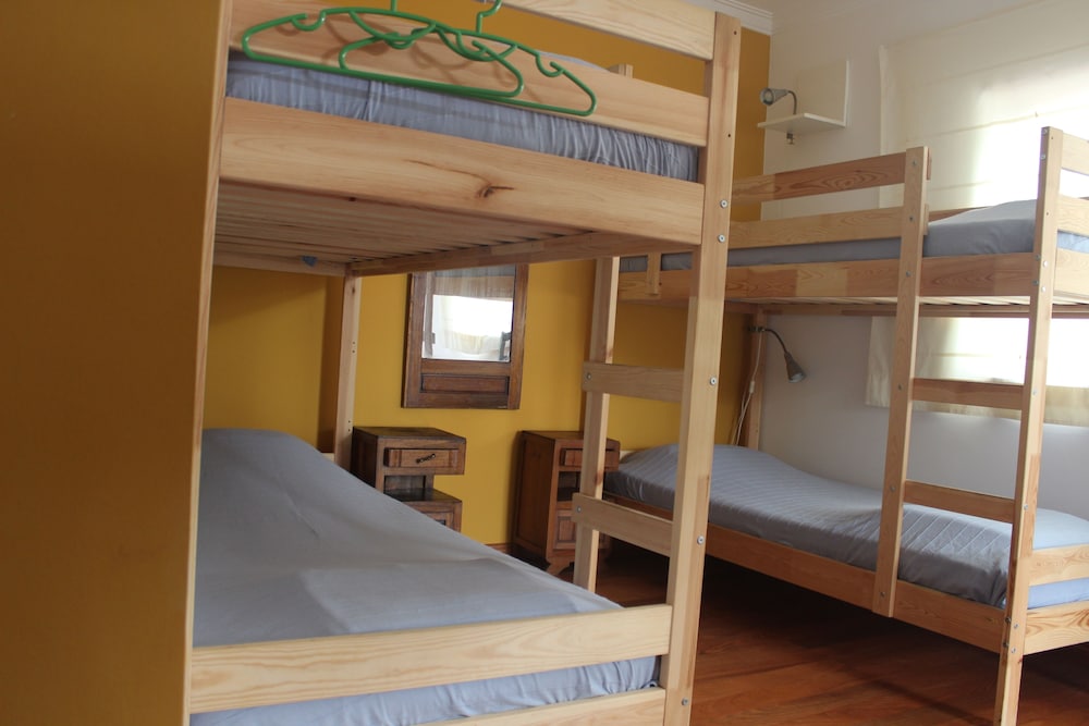 Shared Dormitory, Mixed Dorm, Private Bathroom (1 Bed in a 6 Bed Dorm) photo 1