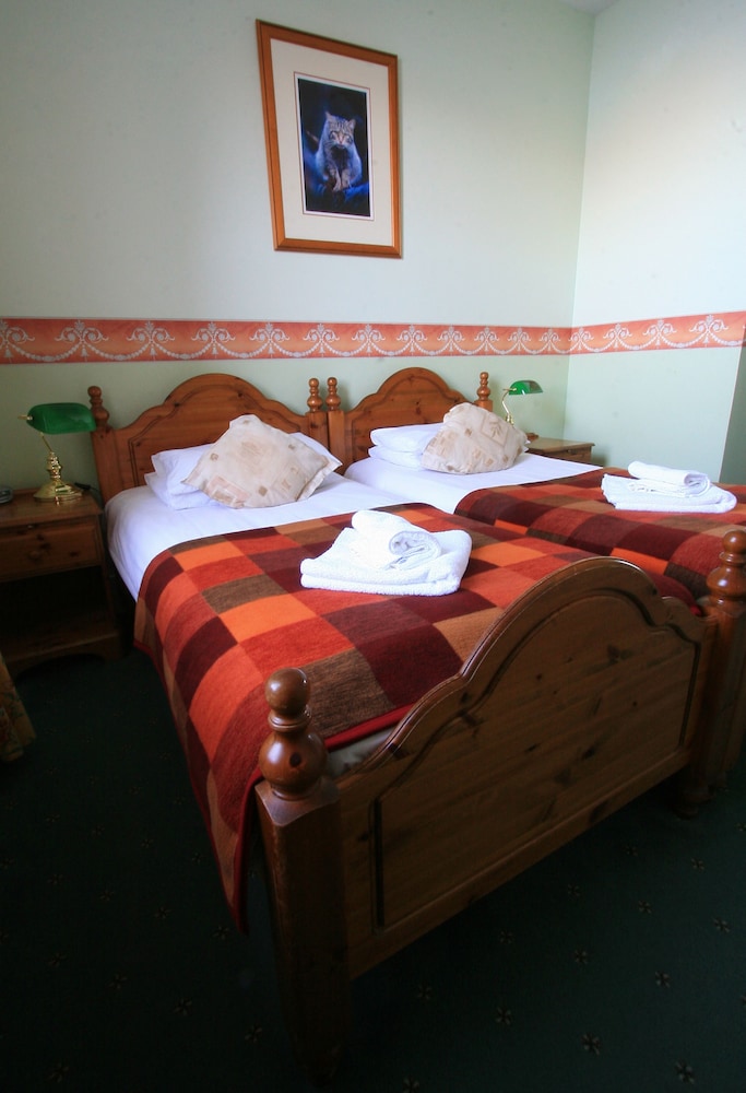 Standard Room, 2 Twin Beds - Photo 2