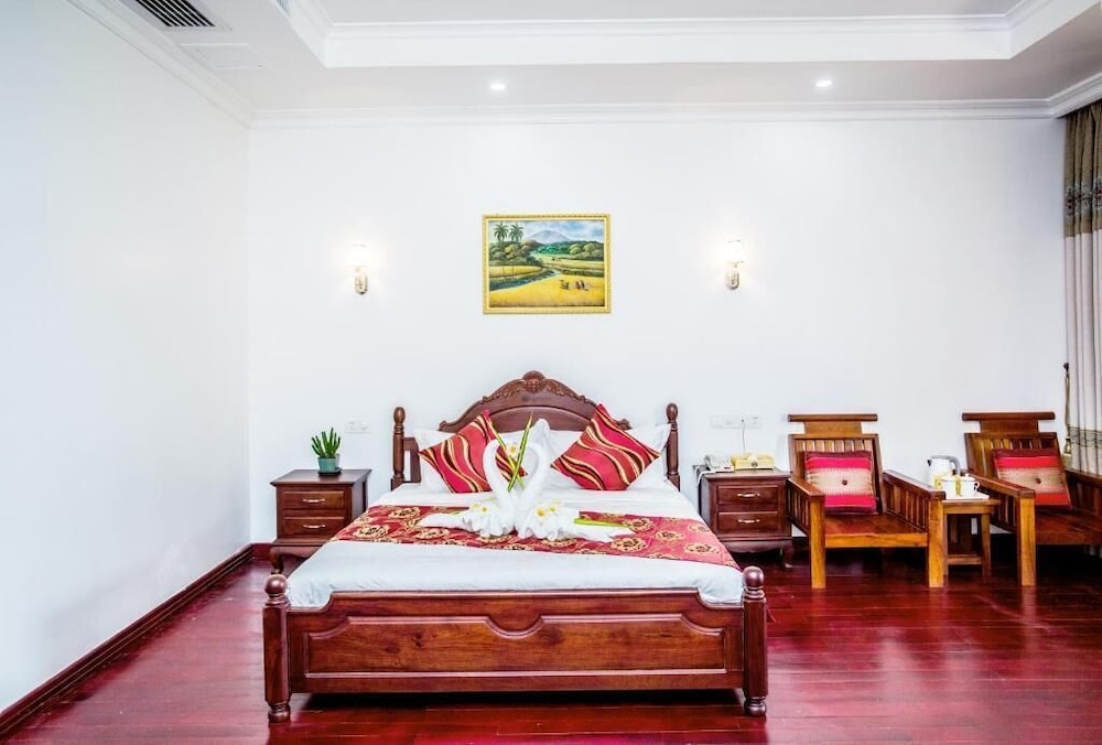 Executive Suite, 2 Bedrooms, Pool View