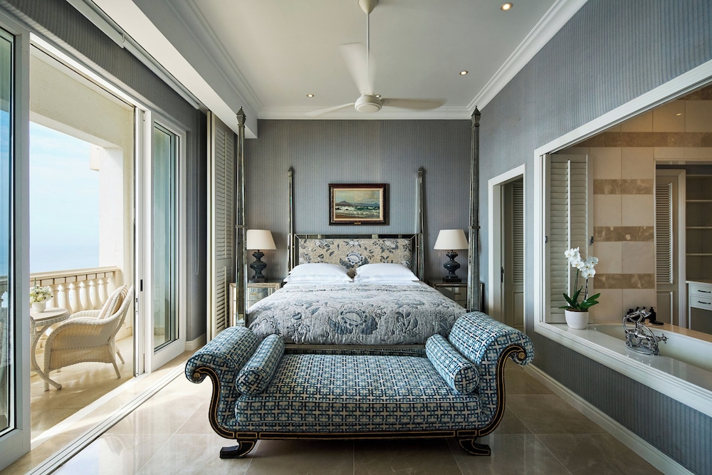 Luxury Sea Facing Suite - Photo 15