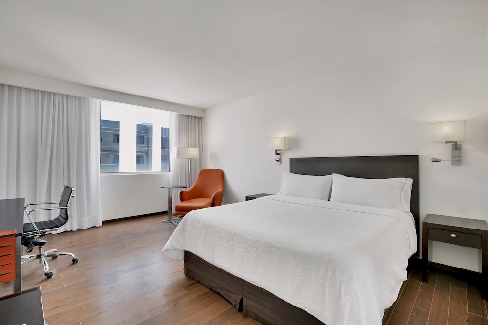 Superior Room, 1 King Bed - Photo 1
