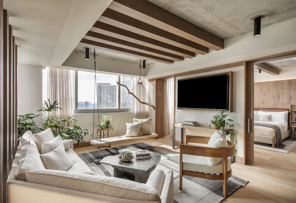 Room, Terrace - Photo 1