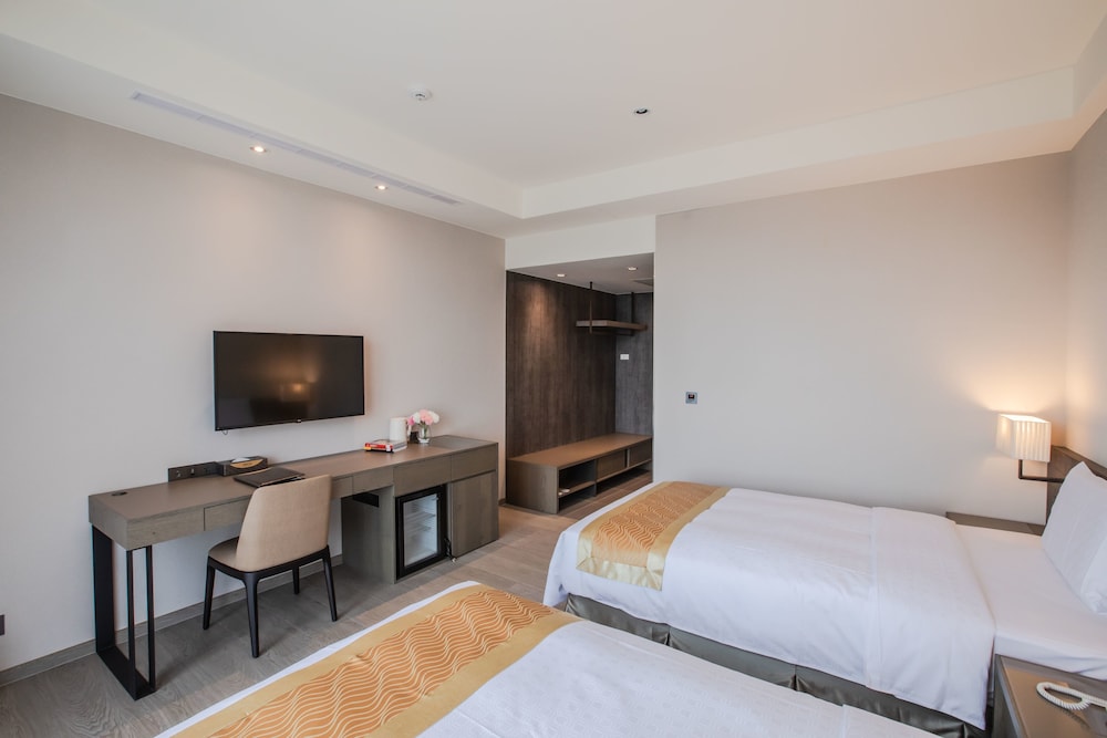 Elite Twin Room