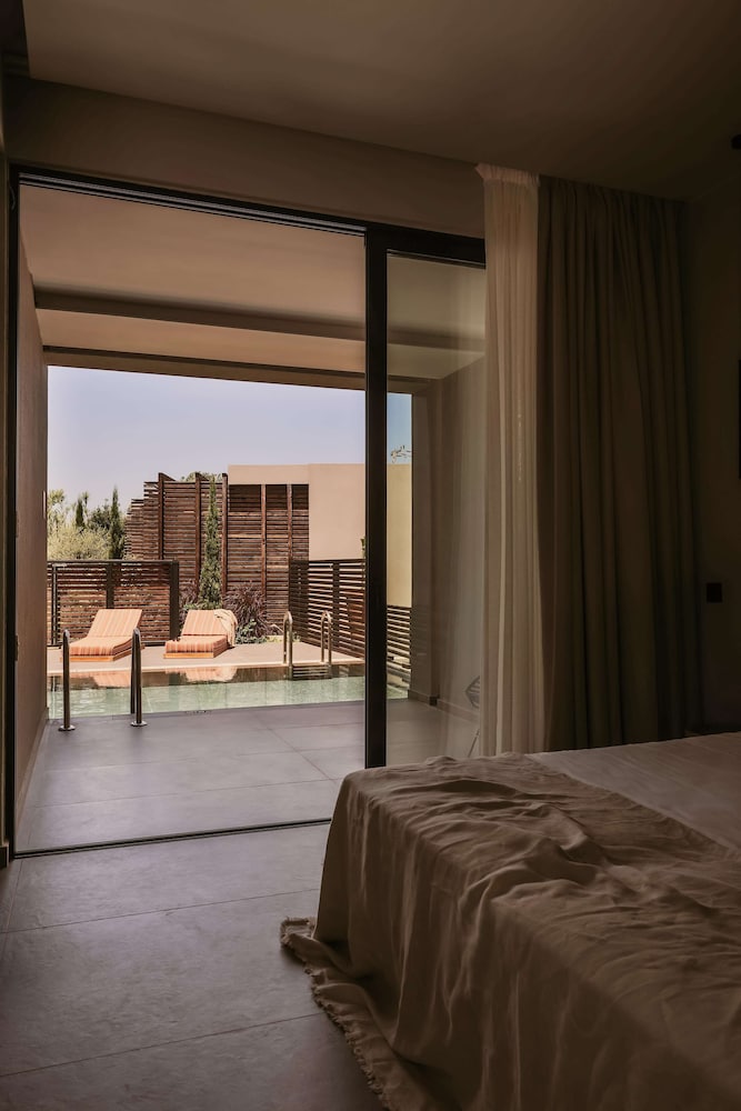 Suite with Private Pool photo 1