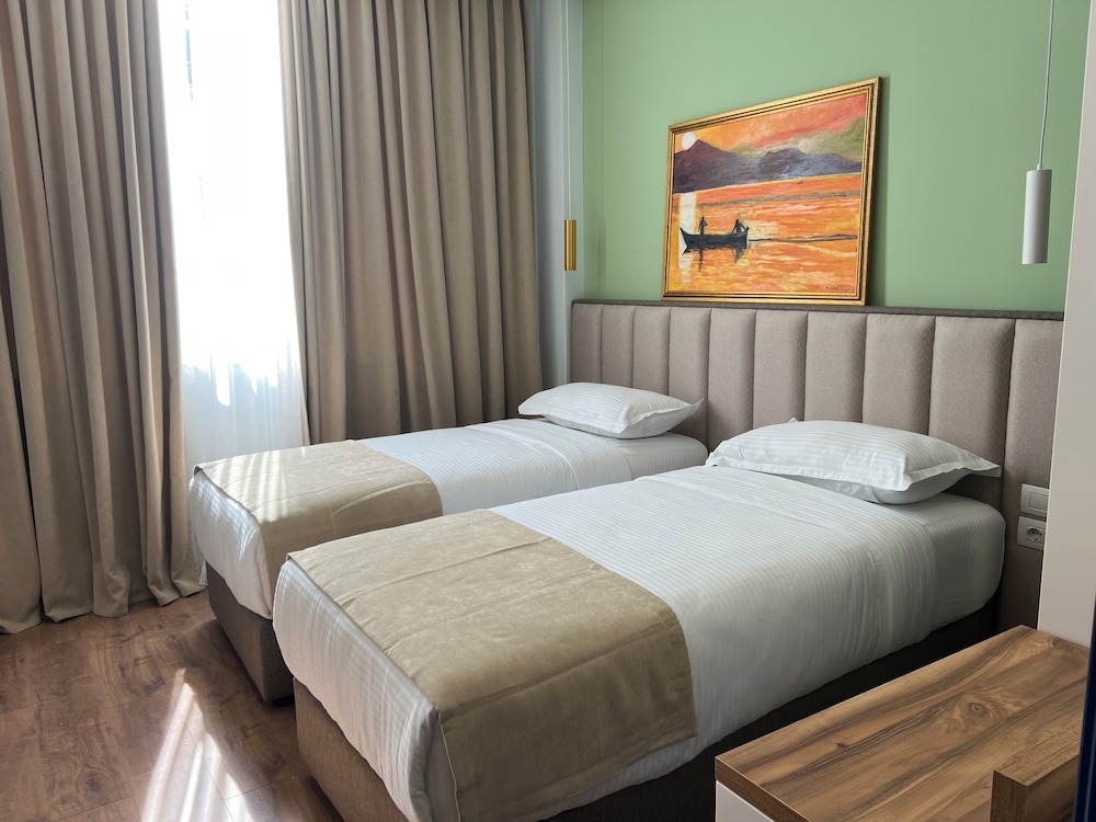 Deluxe Double or Twin Room, Pets Not Allowed, City View