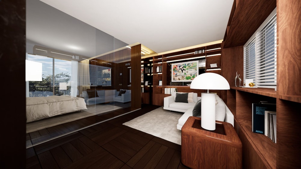 Suite, 1 King Bed - Photo 2