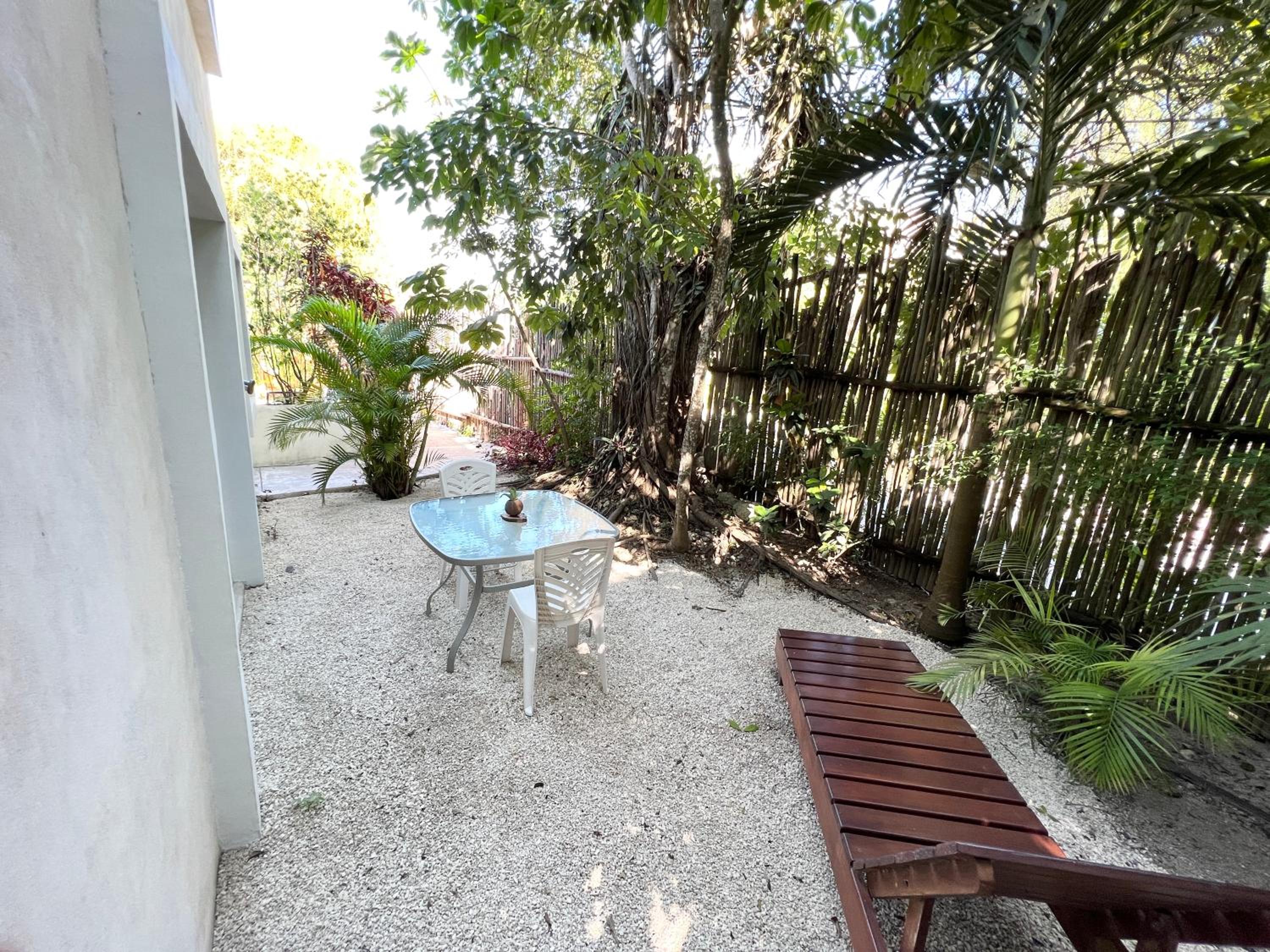 Junior Suite with Garden View - Photo 5