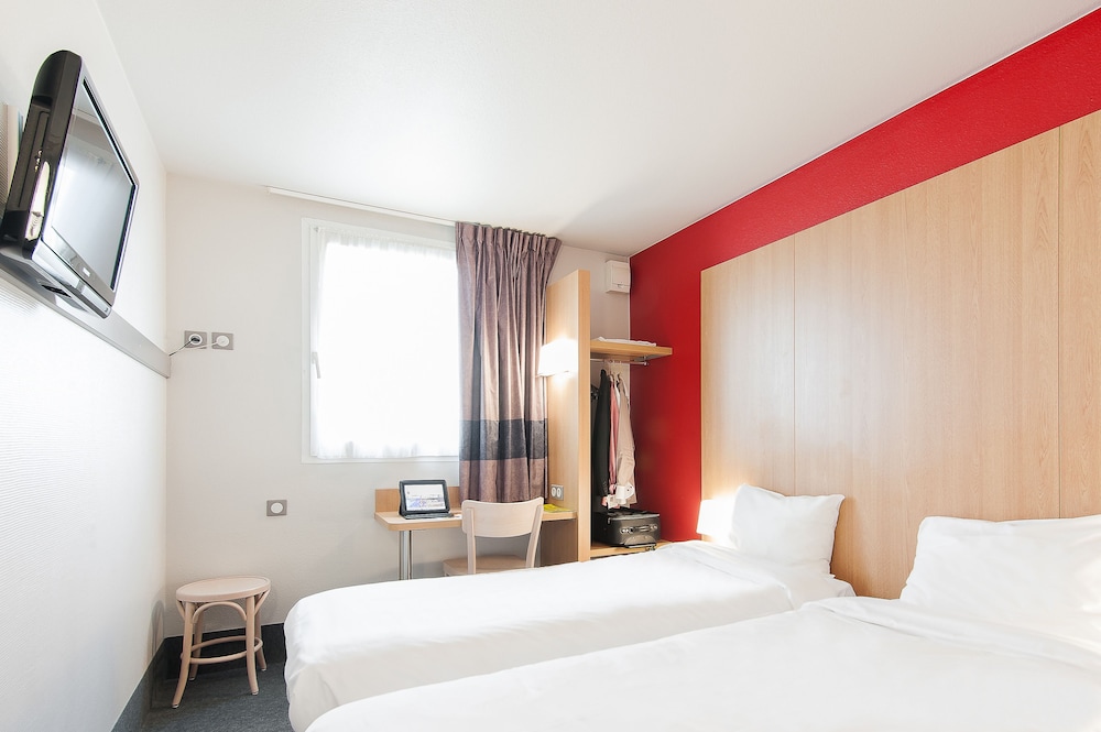 Twin Room, Non Smoking photo 2