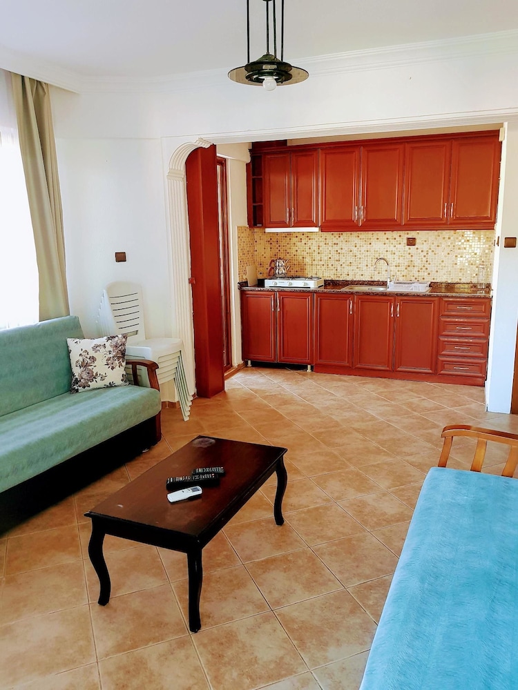 Family Apartment, 1 Bedroom, Smoking, Mountain View photo 1