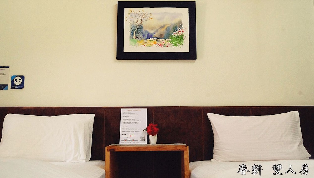 Standard Twin Room (Spring) photo 2