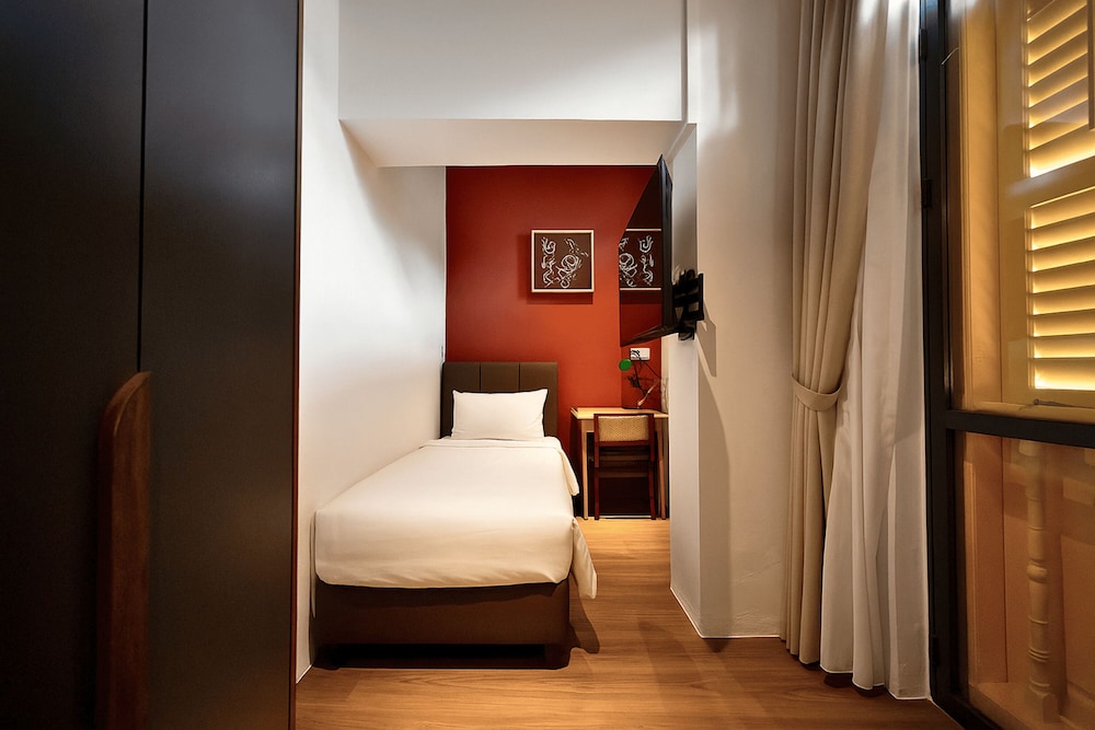 Deluxe Room, 1 Twin Bed photo 3